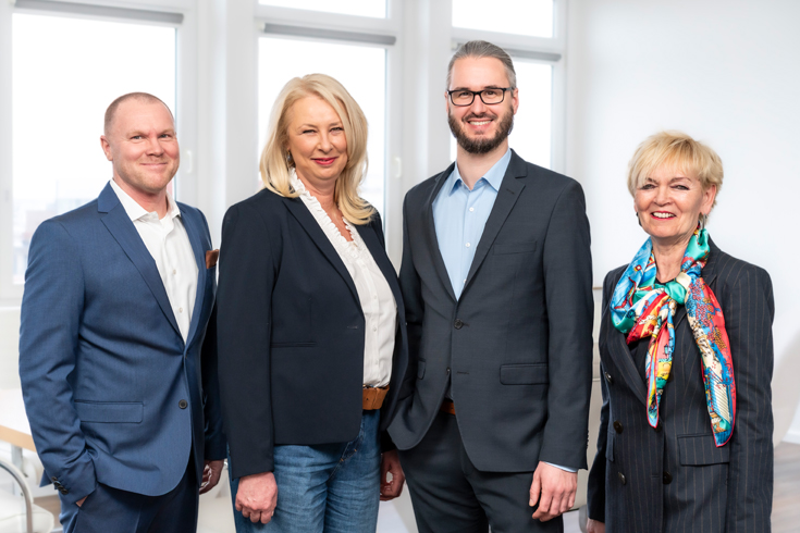 From left to right: Stefan Renken | Head of Forwarding & Logistics • Martina Eickhoff | Head of Export • Malte Bode | General Manager, Head of Breakbulk & Projects • Iris Krauthoff | Director Key Account Management